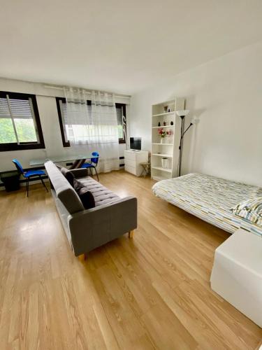 Quartier de Javel Apartment | Studio Leblanc Porte de Versailles