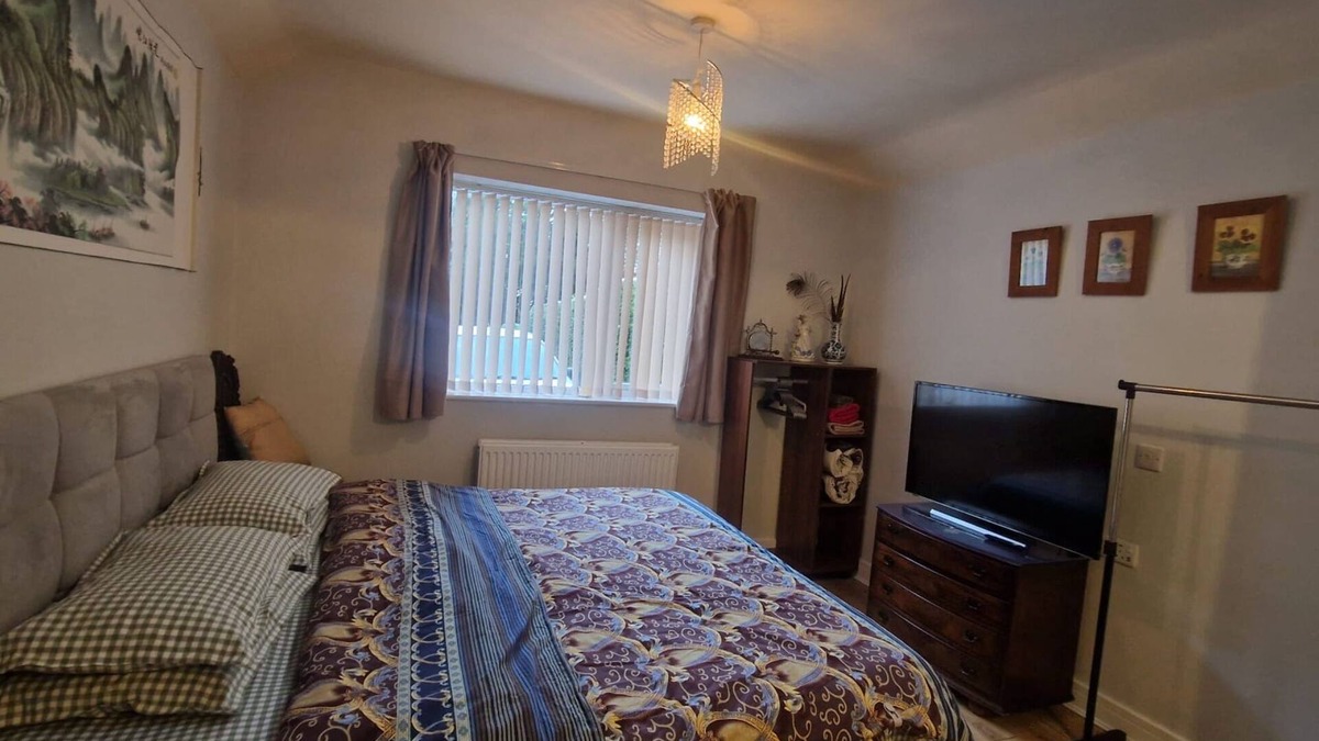 Cofton Hackett Apartment | Studio/Lickey Hills/Near Attractions/Garden/Pet Ok
