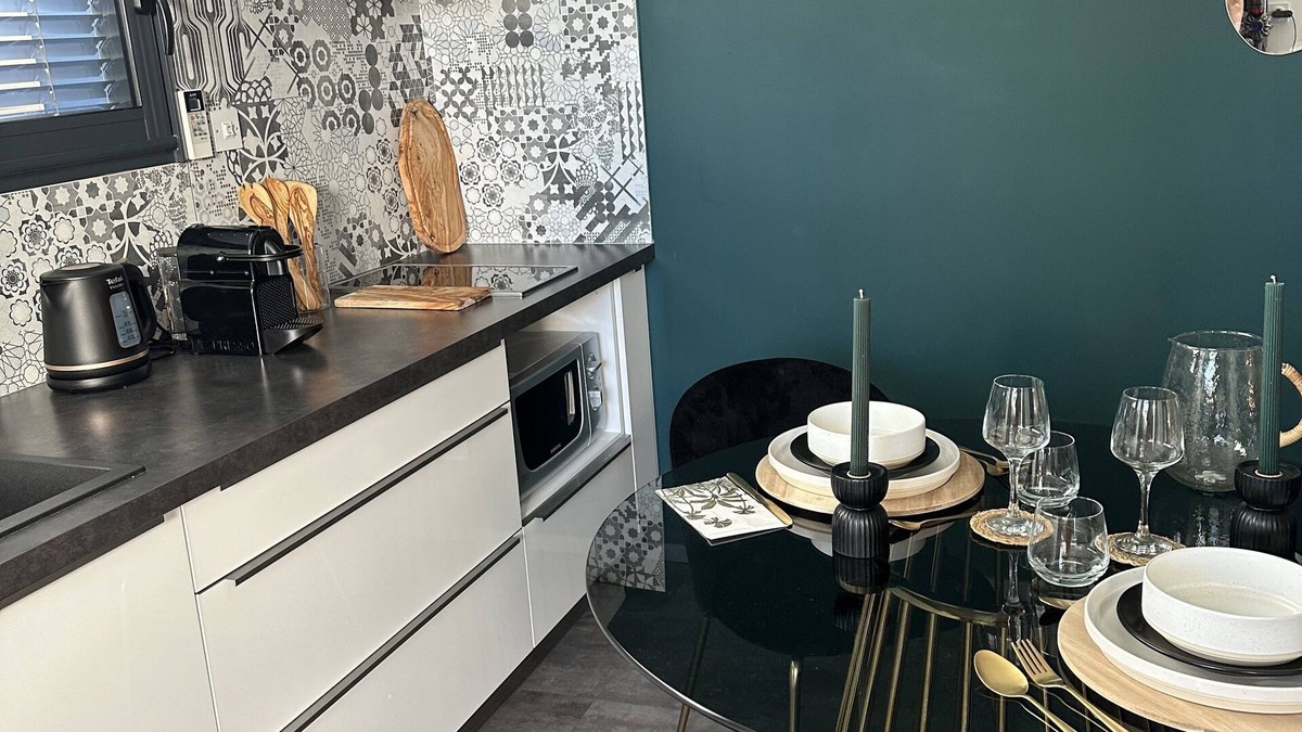 Gaillac Apartment | Studio « Linstant Présent » Balnéothérapie