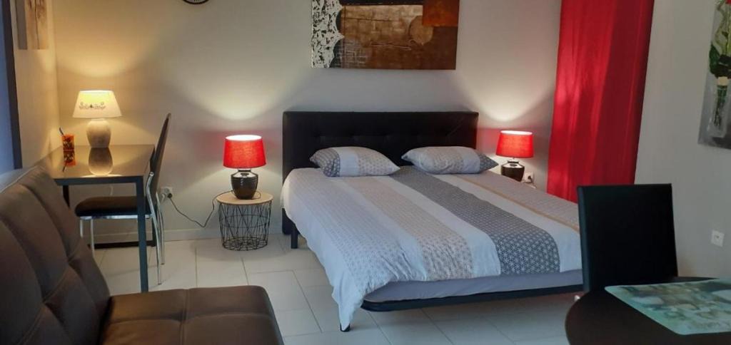 Demange-aux-Eaux Apartment | Studio meublé 27m2 - Entrée privée