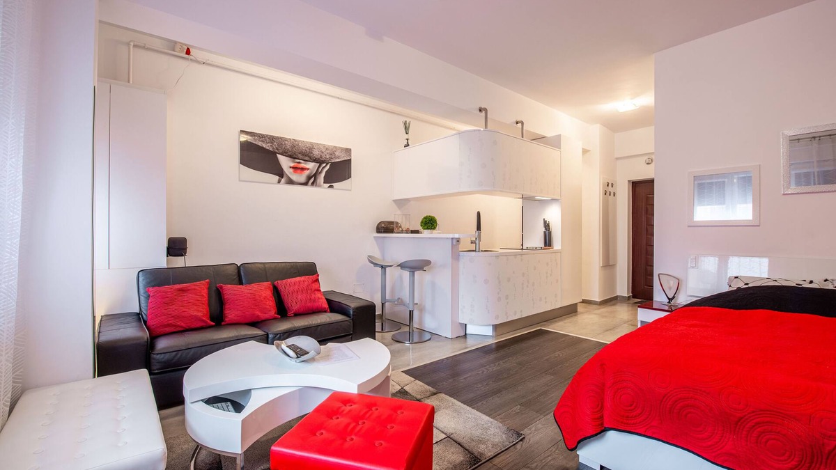 Chiajna Apartment | Studio Militari Residence Bucharest M 6