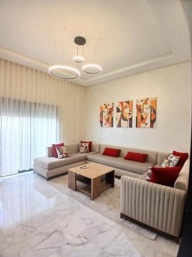 Ain Harrouda Apartment | Studio Moderne avec Vue sur piscine et proche de la plage à Ocean Park Zenata Eco City