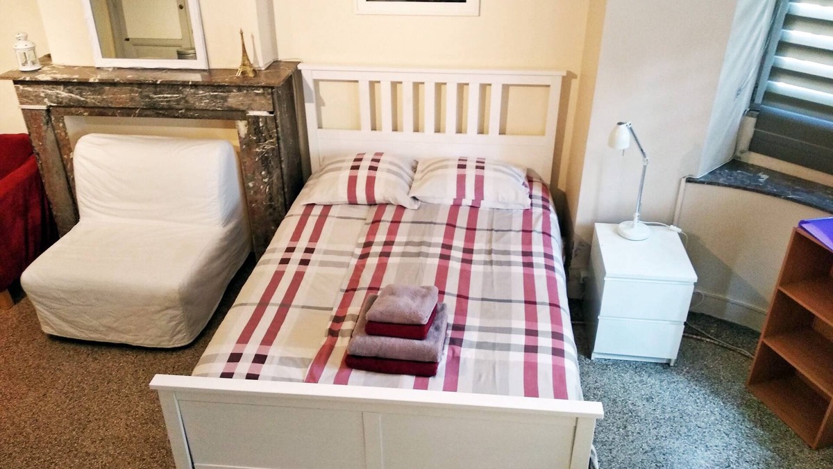 Etterbeek Apartment | Studio near supermarkets and metro/tram – 10-15 min to Grand Place & VUB/ULB