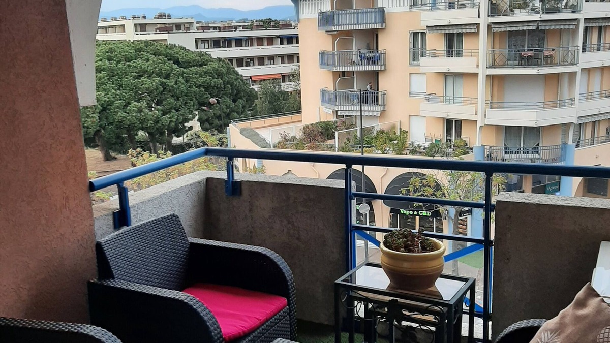 Frejus Plage Apartment | studio near the beach