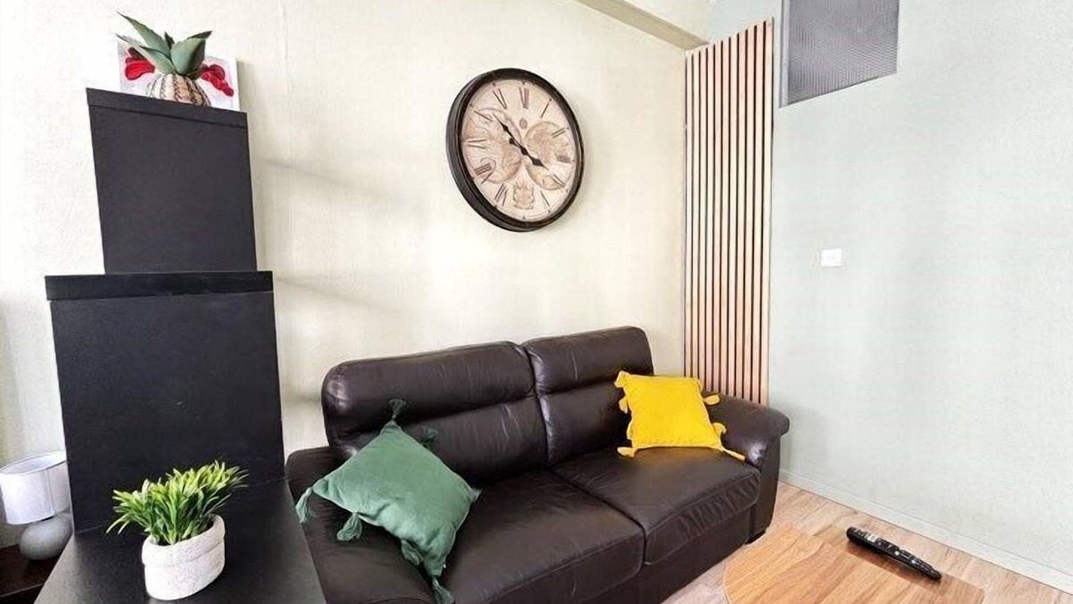 Saint-Claude Apartment | Studio-Private Bathroom-Comfort