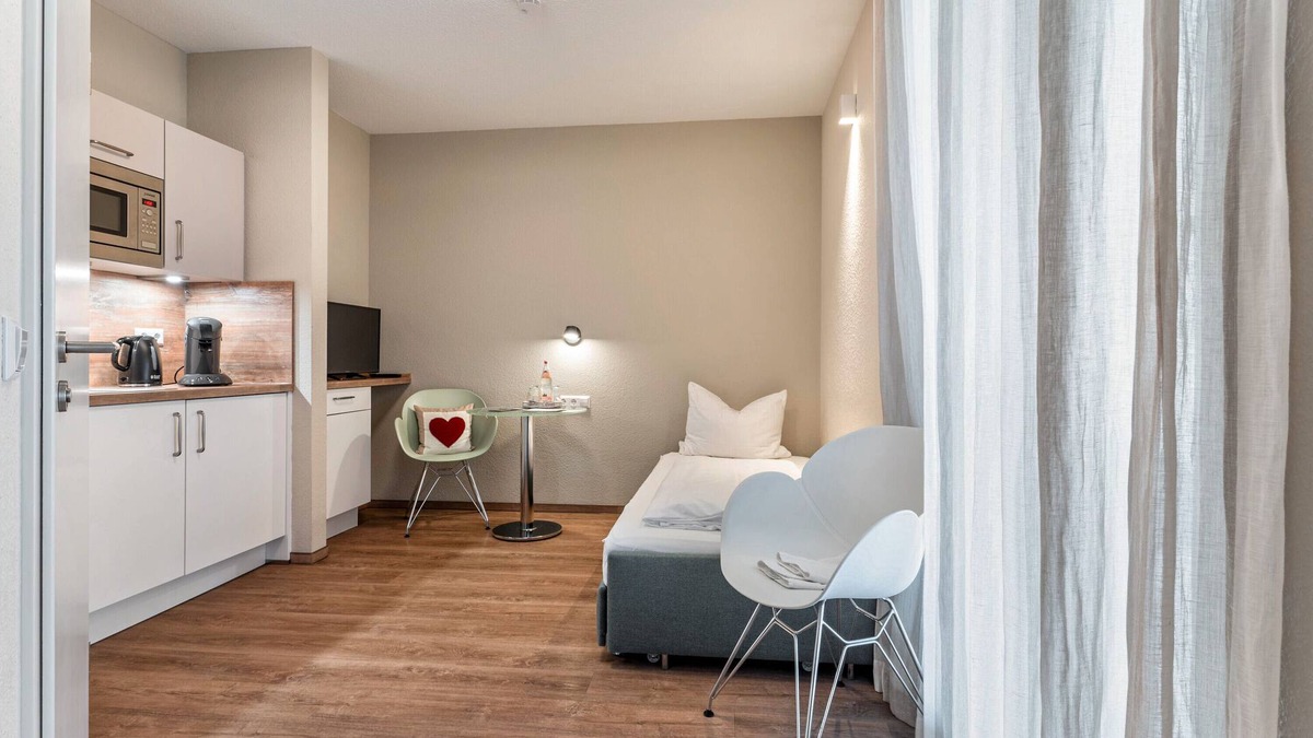 Herbolzheim Apartment | Studio 'Rebstock' with Wi-Fi