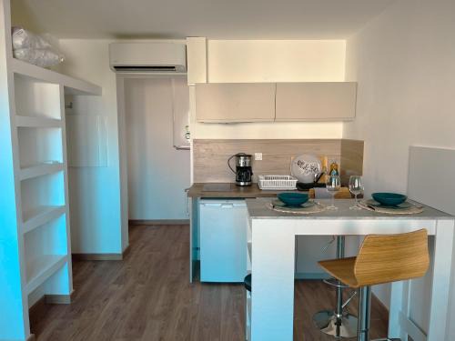 Calvi Apartment | Studio Roncu