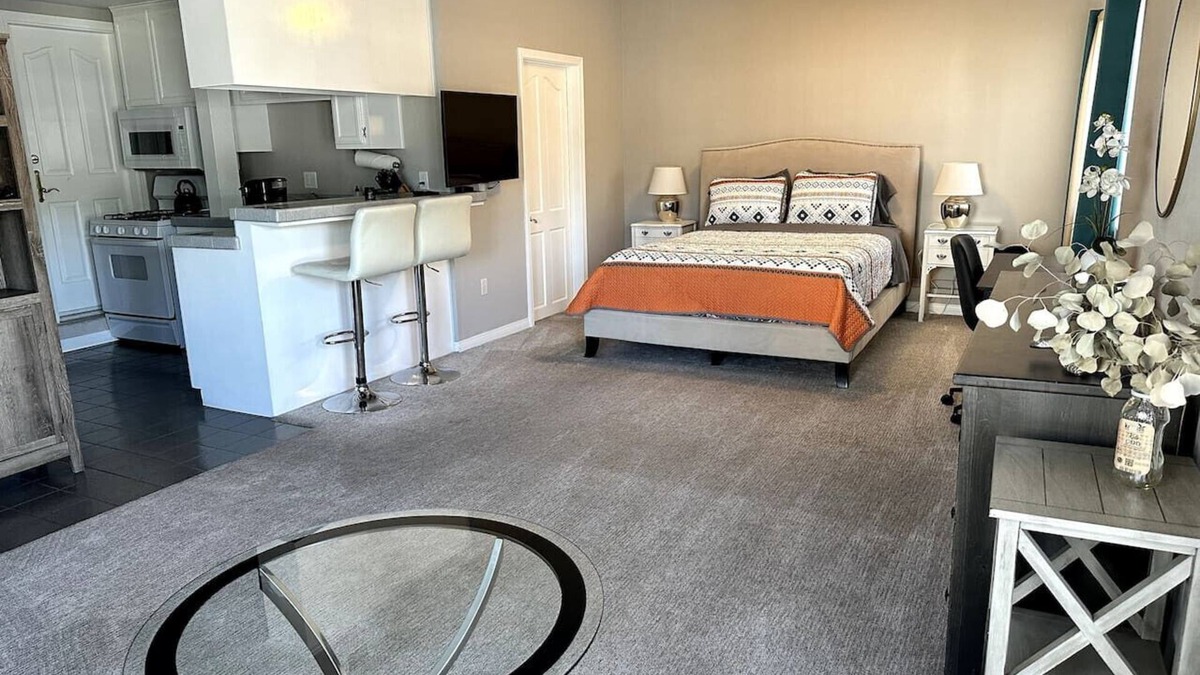 The Strand Apartment | Studio Steps To The Sand | Spacious | Clean | Cozy