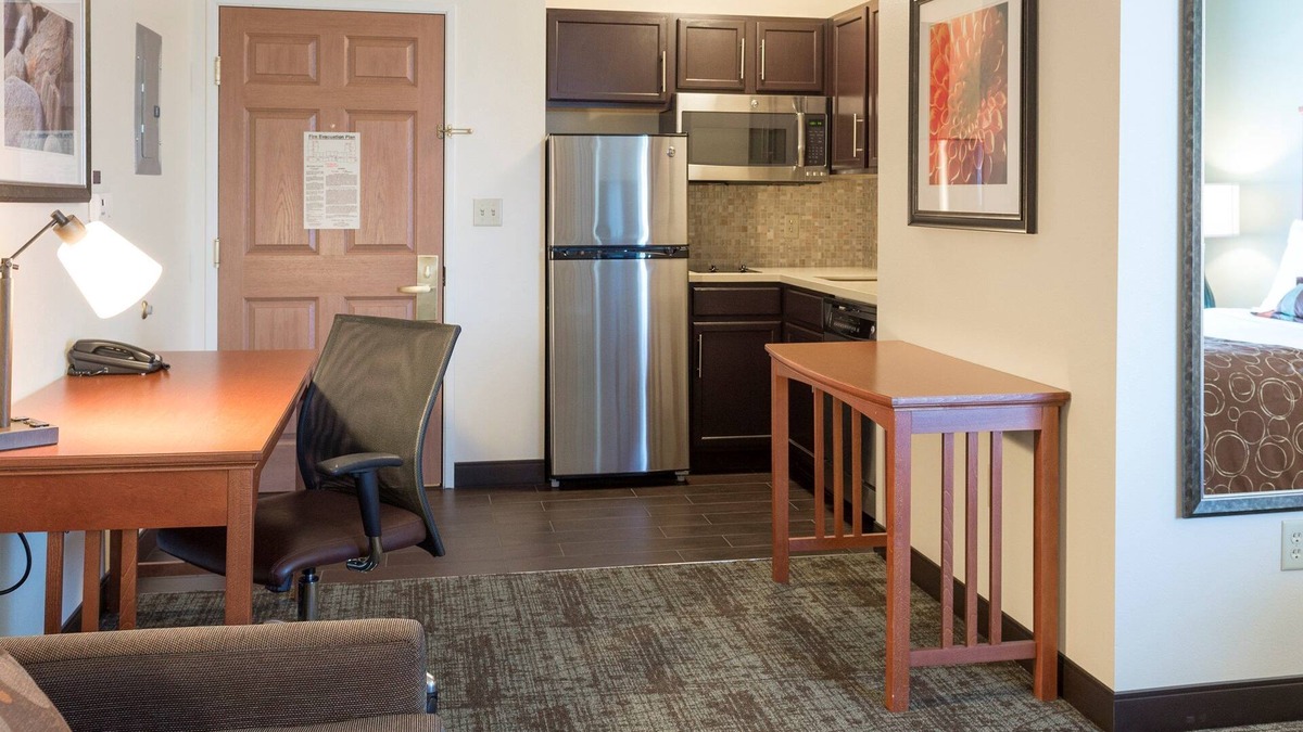 Fargo Apartment | Studio Suite | Free Breakfast