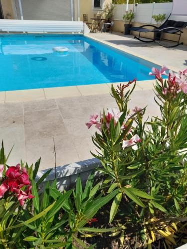 Manosque House | Studio sympa meublé avec parking privé et piscine
