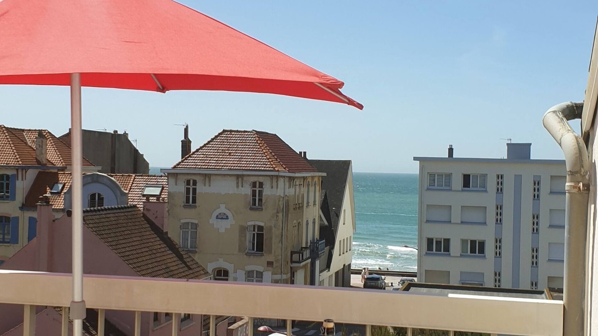 Wimereux Apartment | STUDIO TERRACE SEA VIEW + FREE PRIVATE PARKING in WIMEREUX Côte d ' Opale