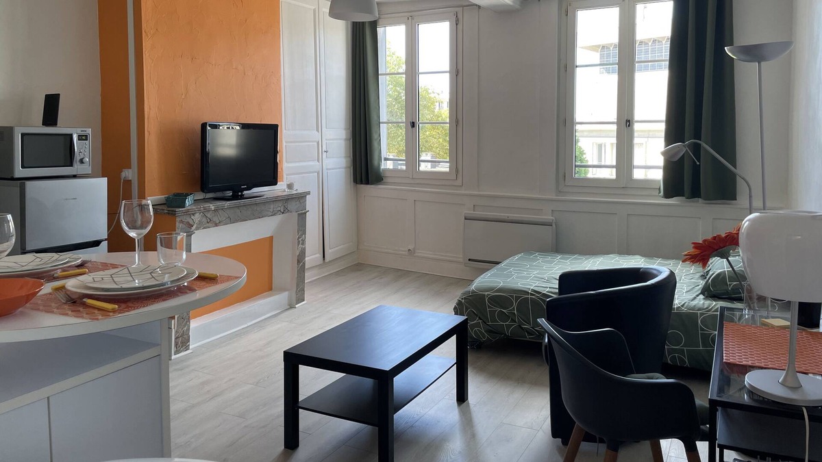 Cote Ouest Ormeaux Apartment | STUDIO THIERS - LE HAVRE HYPER CENTER