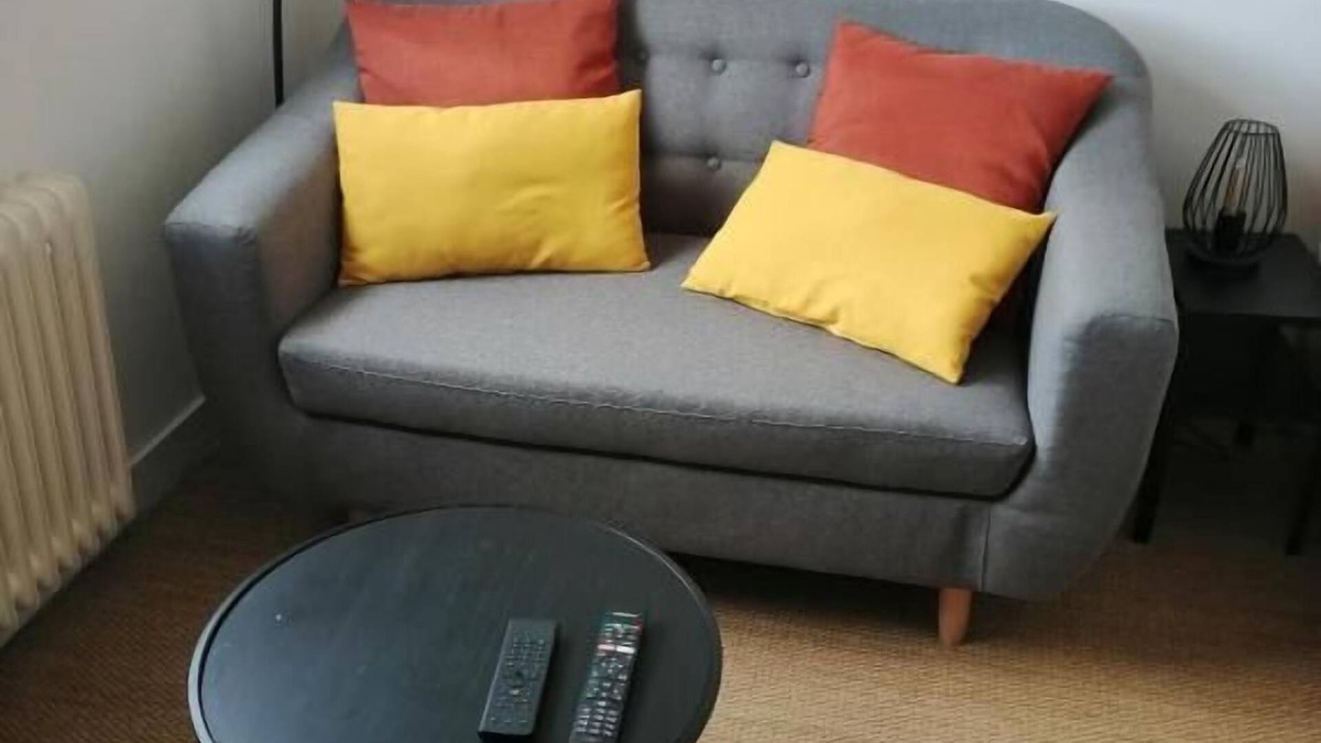 Saint-Ouen Apartment | Studio Tout Confort Giena-sils