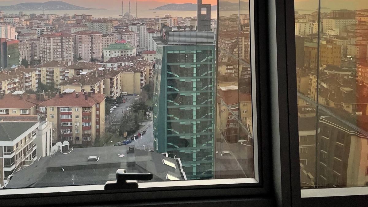 Maltepe Apartment | studio unit whit pool and gym