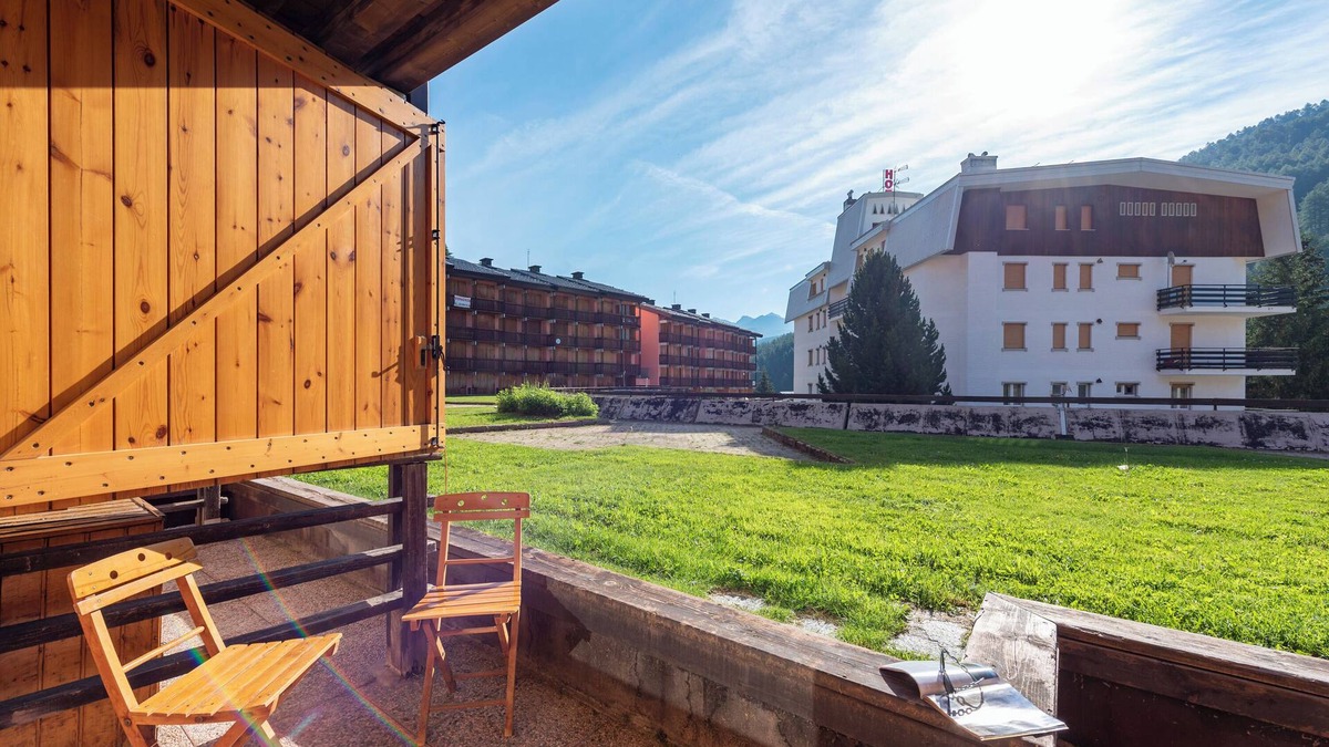 Borgata Sestriere Apartment | Studio Valleverde 4c, Sestriere, Italy