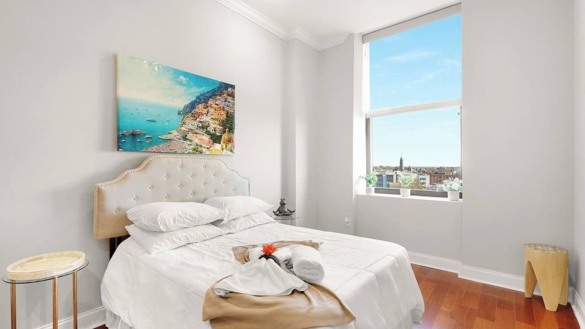 North Philadelphia East Apartment | Studio w/Pool & Scenic Rooftop