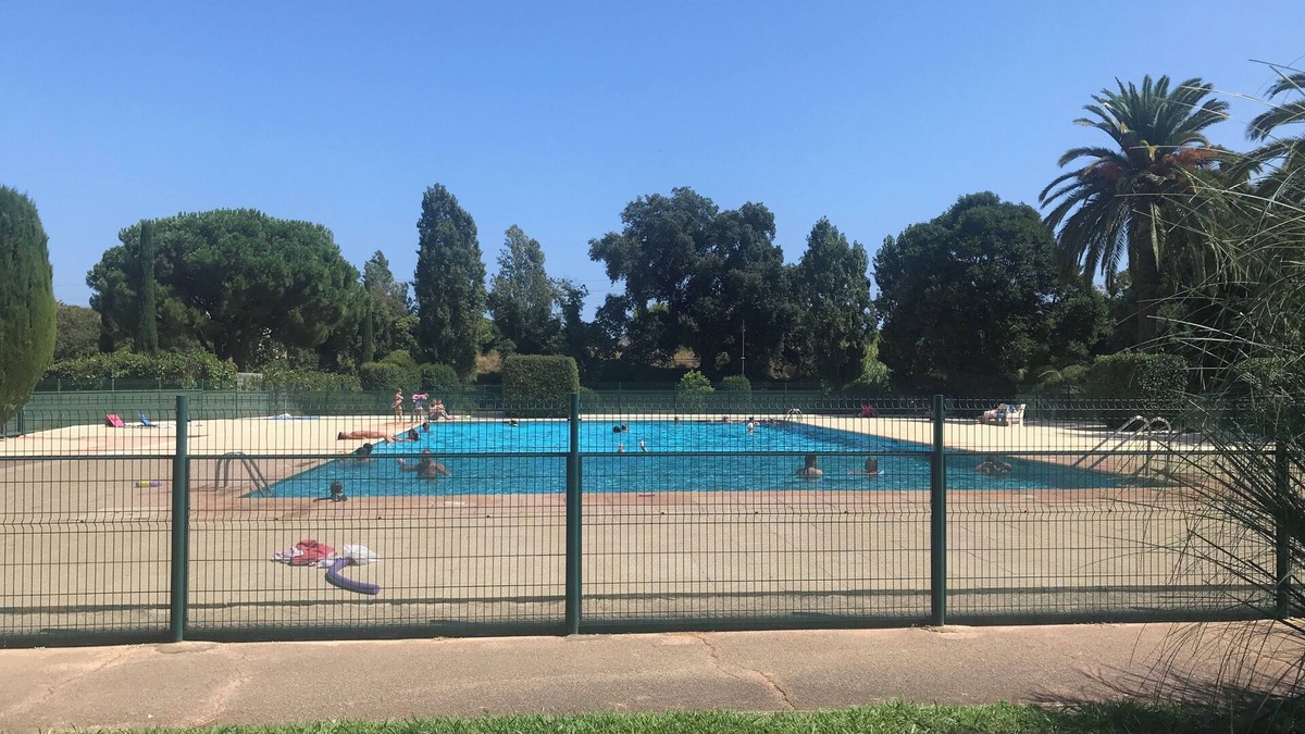 La Napoule Apartment | Studio with swimming pool close to the beach, secure residence, shops