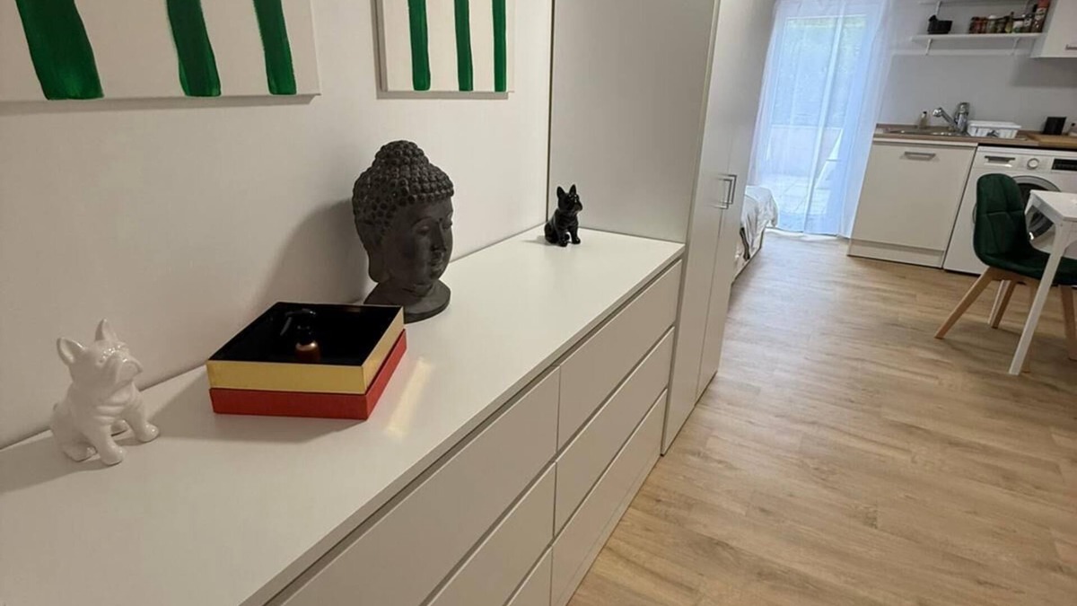 Villerupt Apartment | Studio with Garden