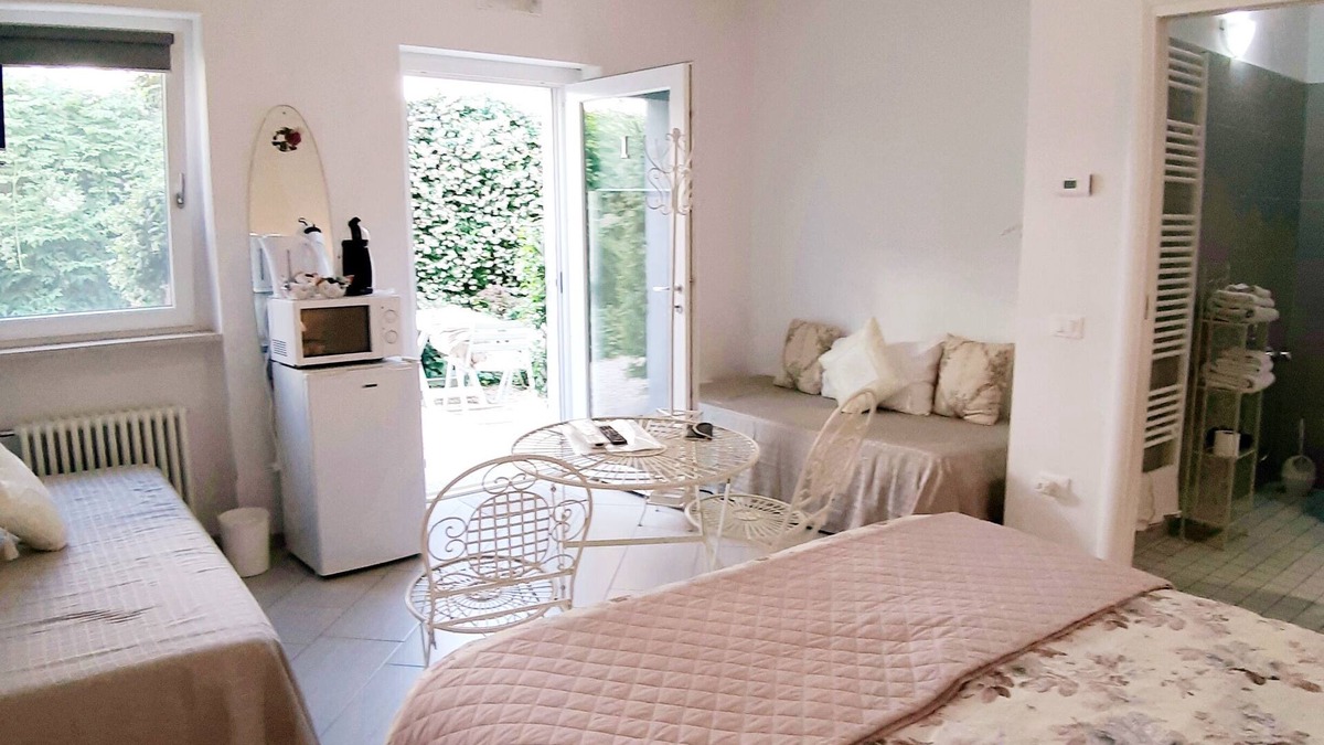 Canneto sull'Oglio Bed & Breakfast | Studio with disabled access for 4 people