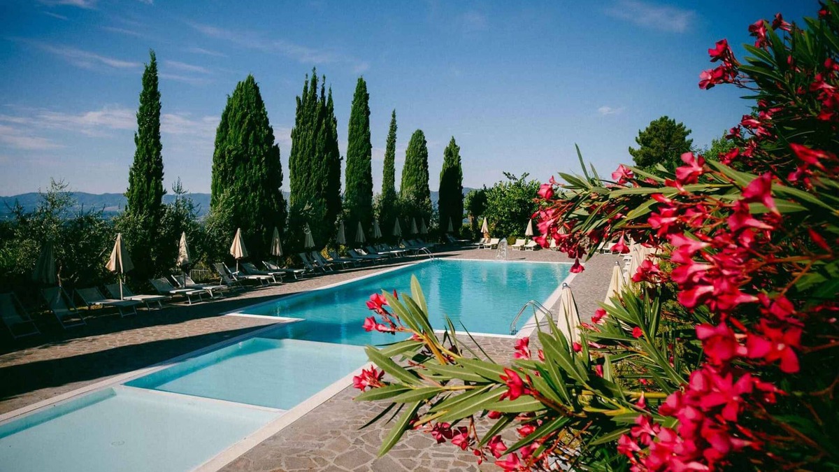 San Donato in Fronzano Apartment | Studio with panoramic views and pool