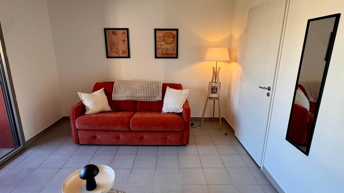 Grand Sud Apartment | Studio with terrace, air conditioning and swimming pool in Aix-en-Provence