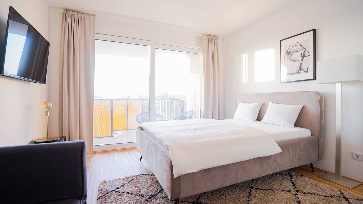 Favoriten Apartment | Studio with terrace - 15 Min to Center