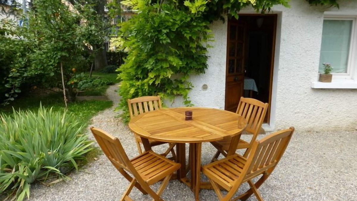 Annecy Apartment | studios - 1 room - 2/4 persons