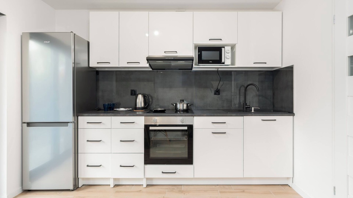 Grunwald Apartment | Studios Krośnieńska by Renters