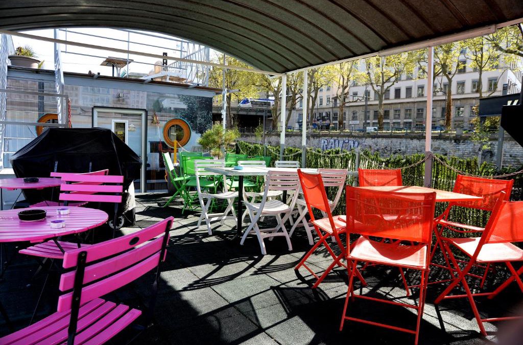 2nd Arrondissement Apartment | studios peniche Lyon centre Vieux Lyon Confluence