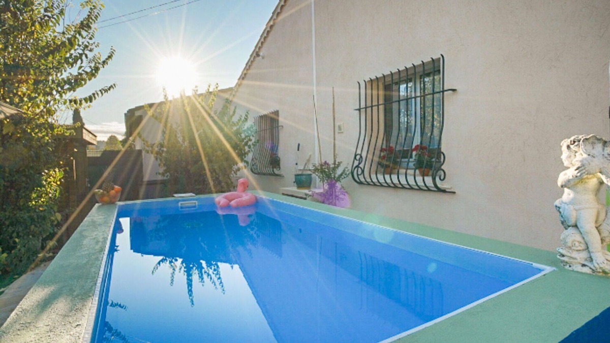 Mouans-Sartoux Villa | Stunning private villa with A/C, WIFI, private pool, TV, terrace, pets allowed and parking