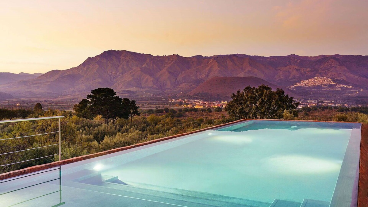 Castiglione di Sicilia Villa | Stunning private villa with A/C, WIFI, private pool, TV, terrace, panoramic view and parking