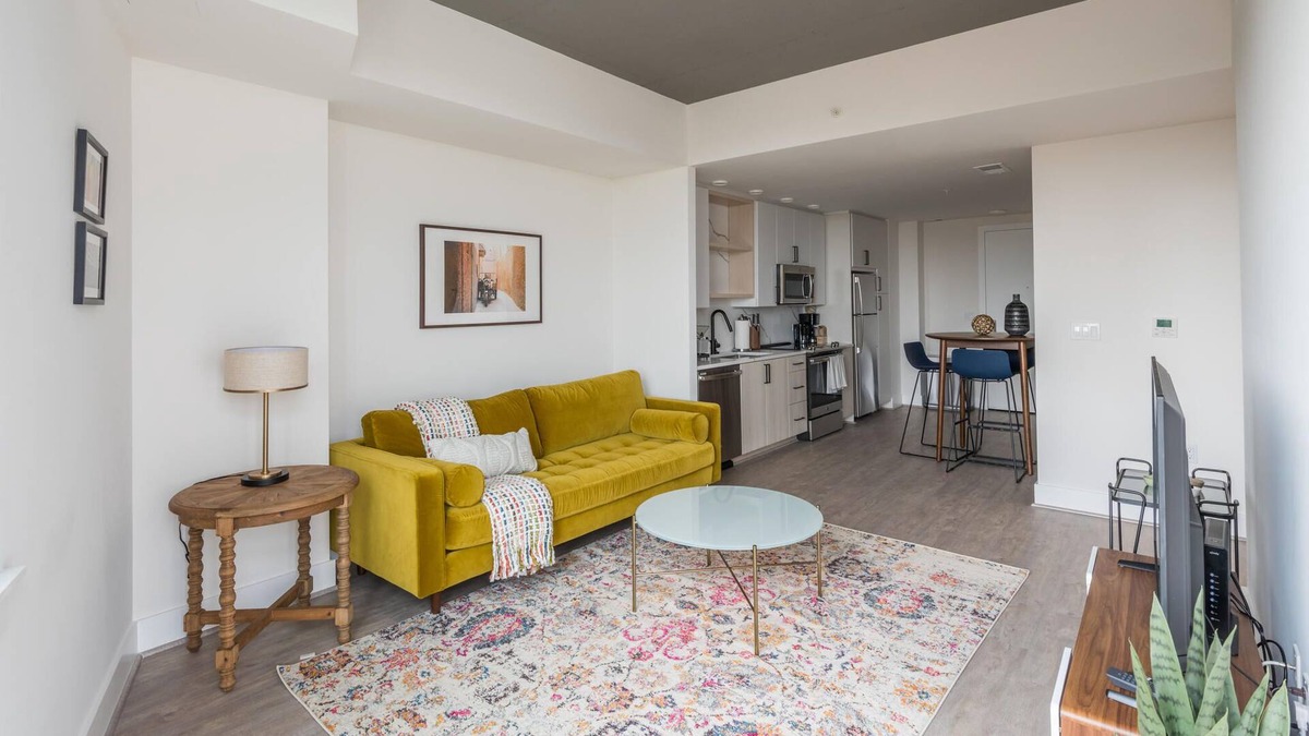 Navy Yard Apartment | Stunning 1 BR in South Capitol Near Metro