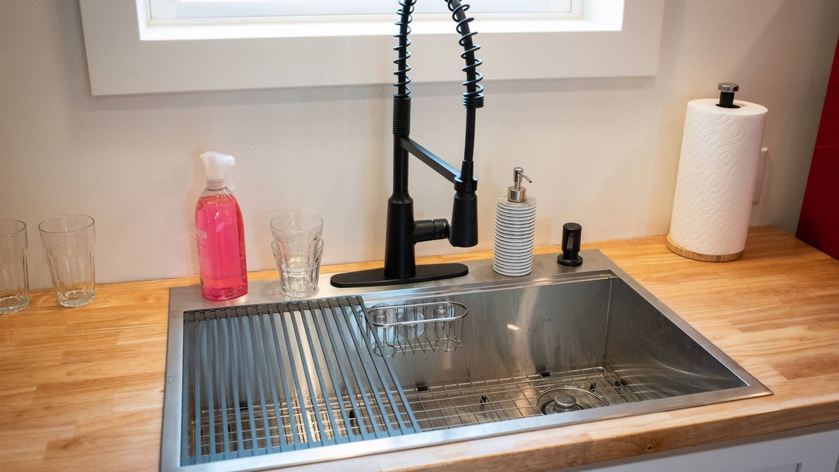 Gloversville Apartment | Stunning 1 BR Loft Apartment Gloversville-Nothing like it in the area