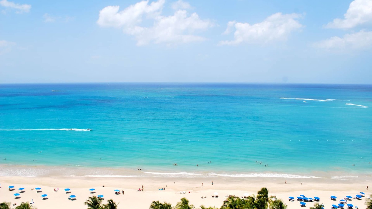 Isla Verde Apartment | Stunning 18th floor remodeled 2/2, beachfront! MONTHLY RENTALS CONSIDERED