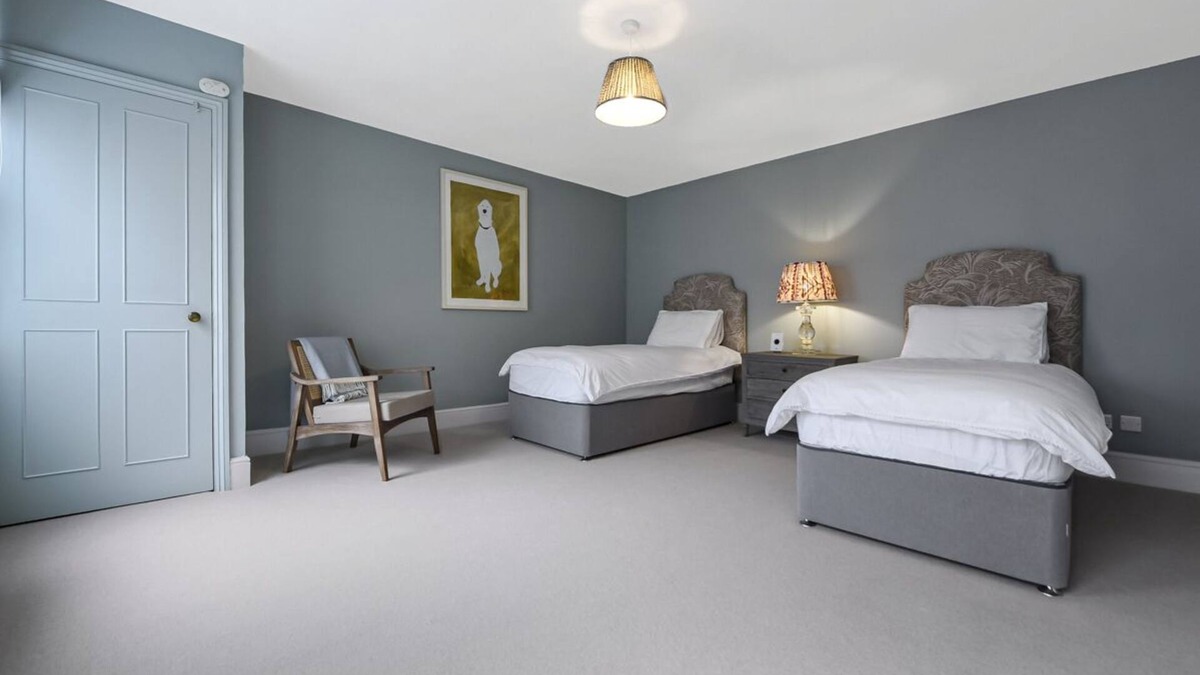 Tachbrook Apartment | Stunning 2 bed/2 bath renovated flat in Pimlico SW1
