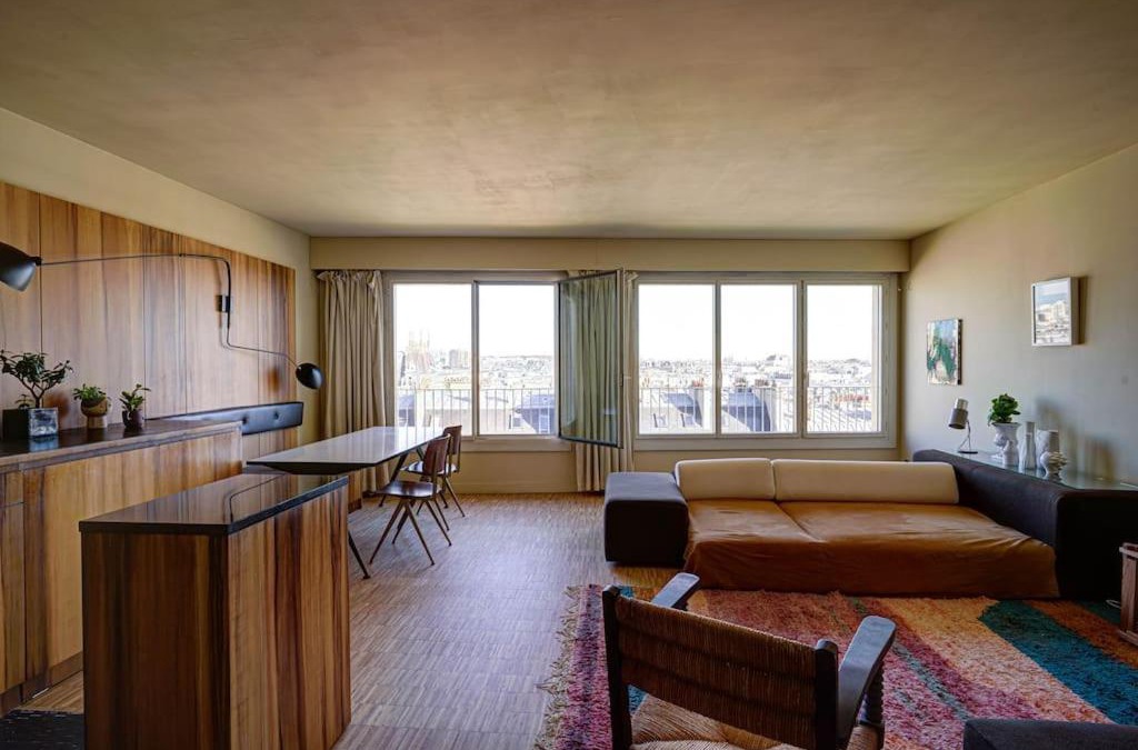 Porte-Saint-Martin Apartment | Stunning 2 Bed Condo in Paris Near Eiffel Tower