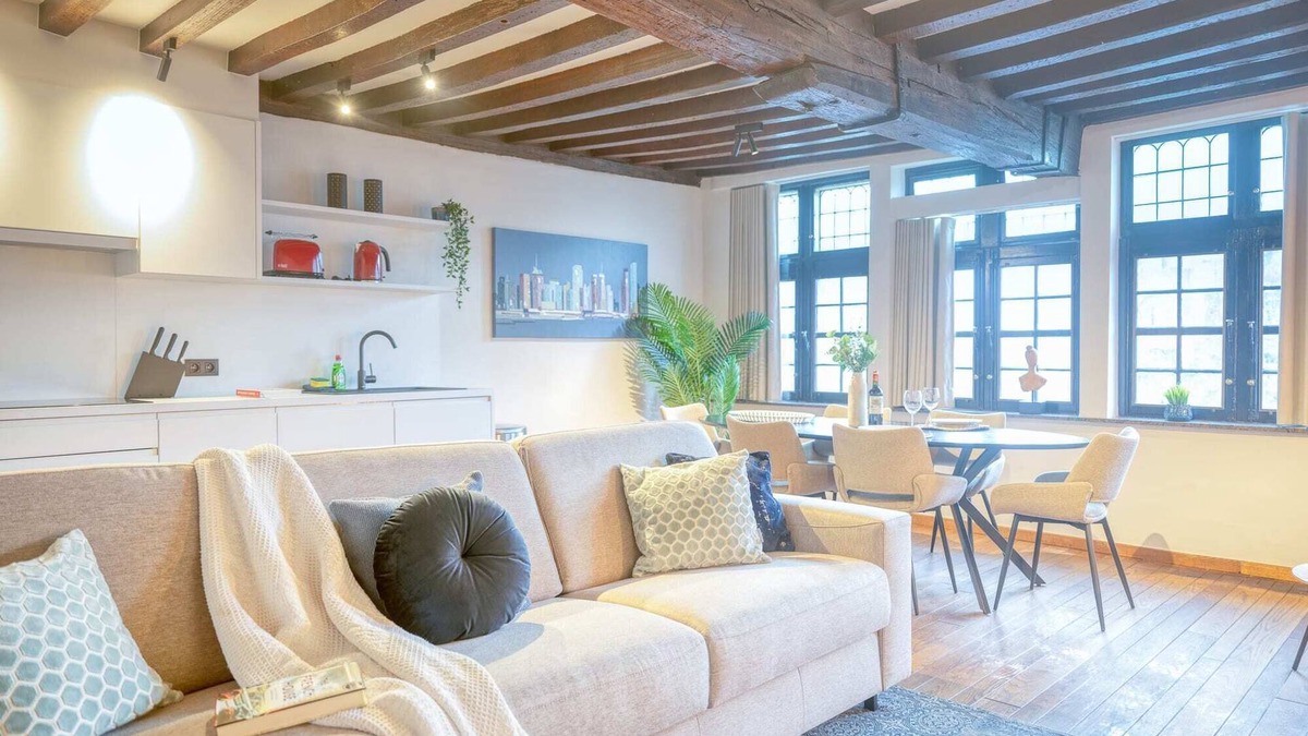 Patershol Apartment | Stunning 2-BR Apt in Ghent
