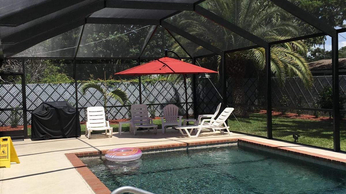 South Gate Ridge House | Stunning 2BR/2BA Home with Private Heated Pool, Minutes from Siesta Key