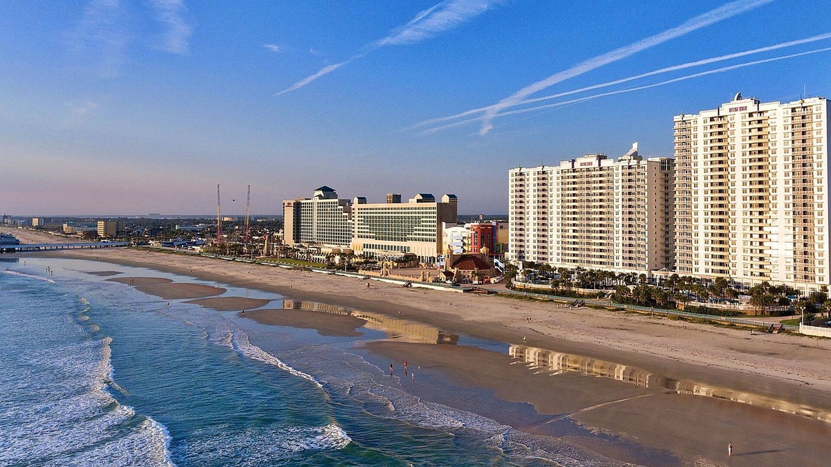 Daytona Beach Condo | Stunning 2BR Beach Condo, Walk to Daytona Beach!n