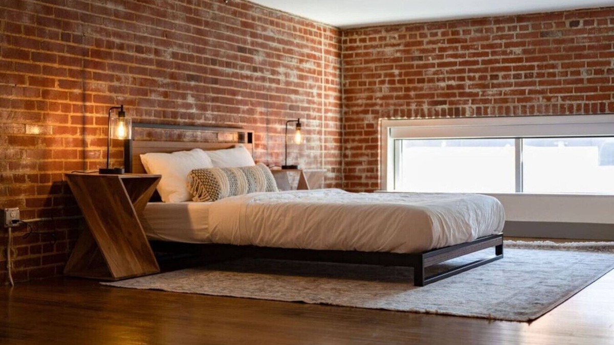 Roanoke Apartment | Stunning 2BR loft in city center