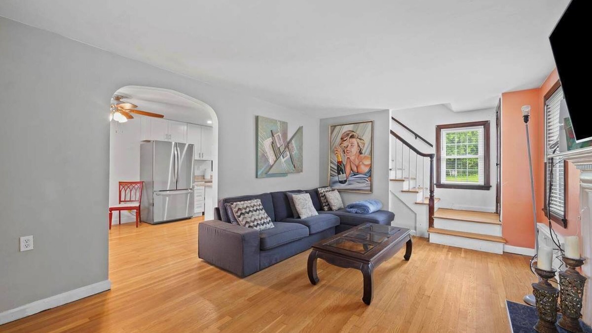 Brentwood House | Stunning 2BR-Private House-Near City