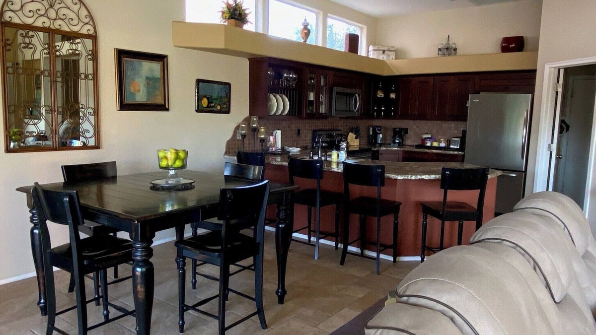 Island at Ocotillo House | Stunning 3 bed/2.5 bath Overlooking Ocotillo Golf Course w/Heated pool & Hottub
