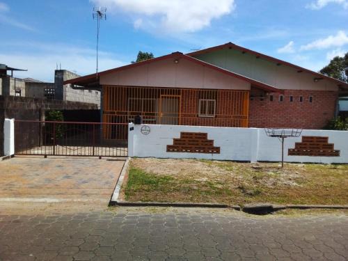 Paramaribo House | Stunning 3-Bed House in Paramaribo Suriname