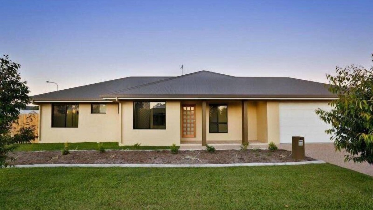 Kelso Apartment | Stunning 3 Bedroom Home in Wakeboard Circuit