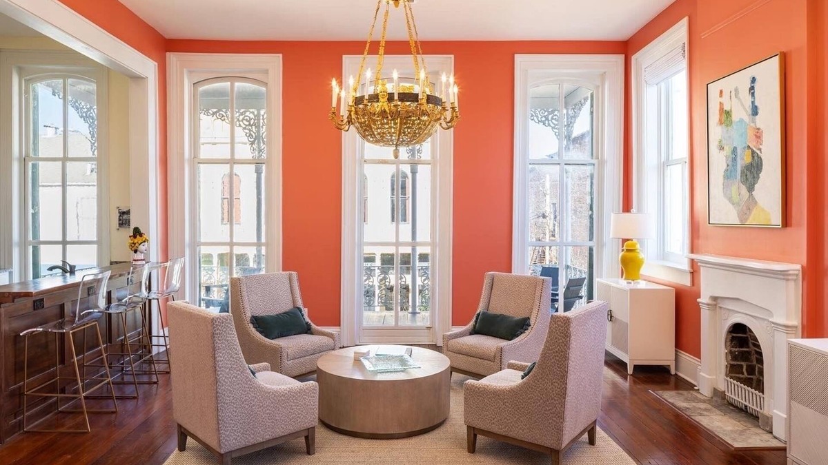 Natchez Condo | Stunning 3 BR/3 BA loft apartment w/balcony overlooking historic downtown!