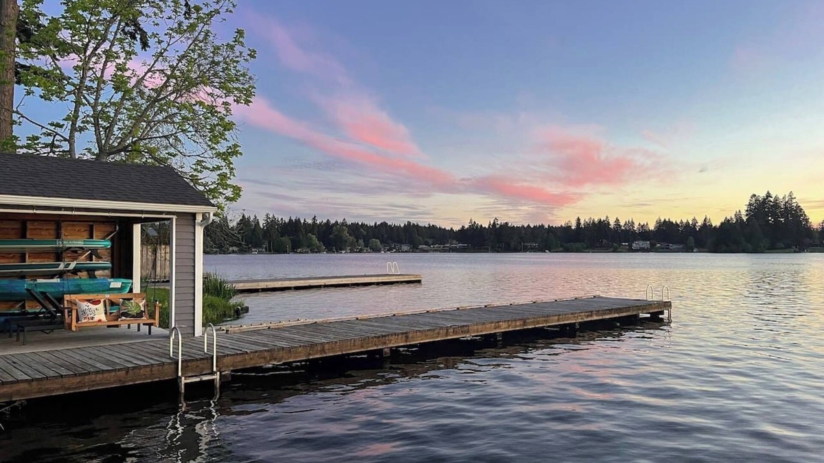 Fort Lewis House | Stunning 3b1bHome w/Lake Access