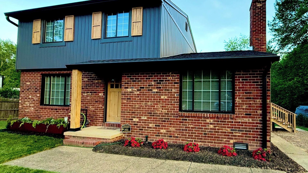 Richmond House | Stunning 3BR 2.5BA home in Richmond’s Premier West End Location