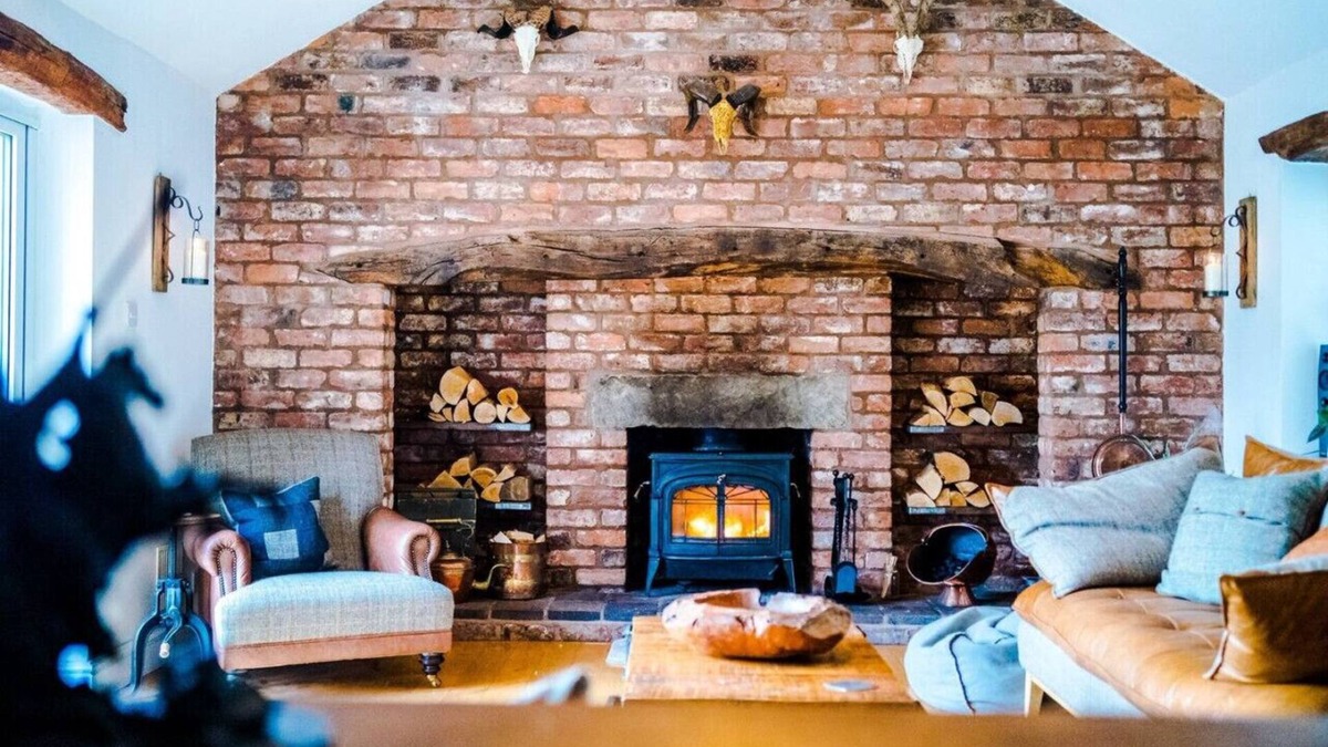 Chester House | Stunning 4 bedroom| Sauna | Garden | Near Chester