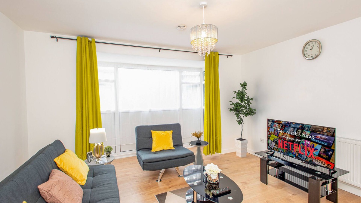 Custom House House | Stunning 4 bedrooms house next to Excel, London City and O2 Greenwich