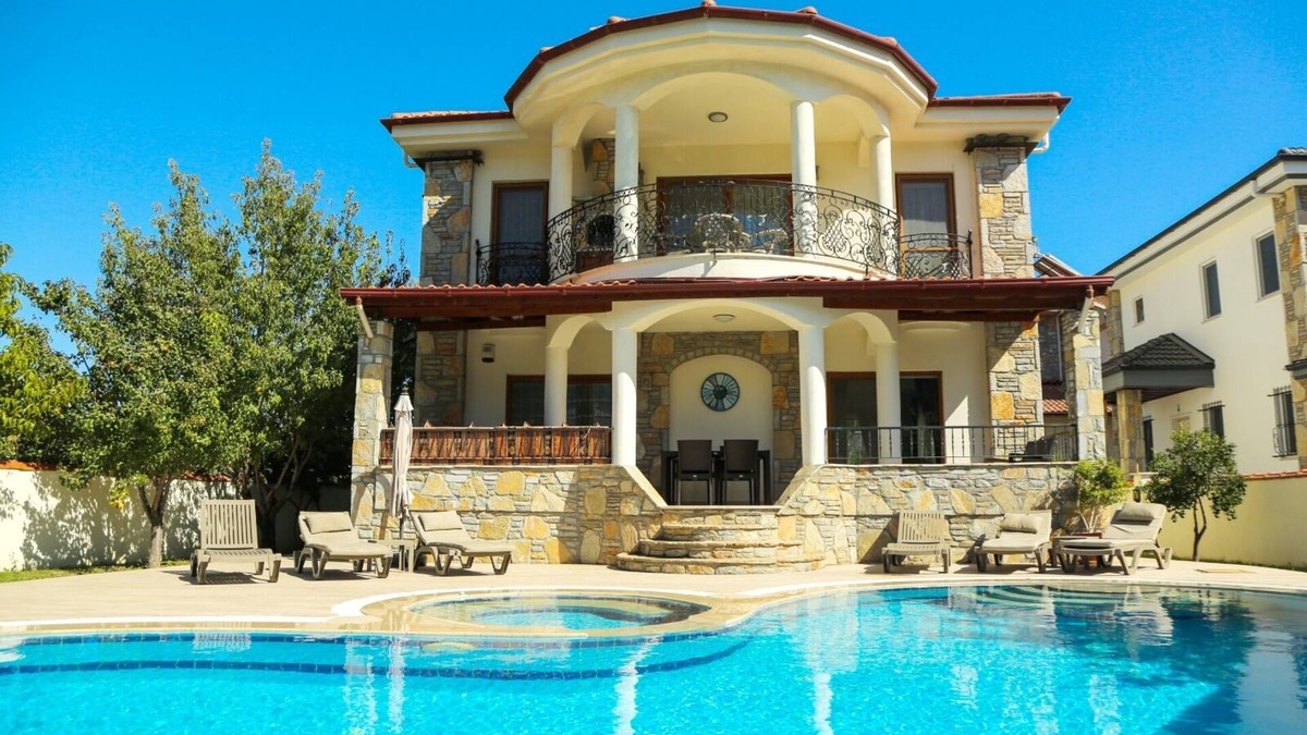 Dalyan City Center Villa | Stunning 4-Bedrooms Villa in Dalyan Turkey